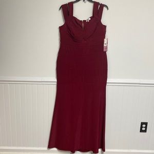 Emerald Sundae Wine Red Sleeveless Maxi Dress